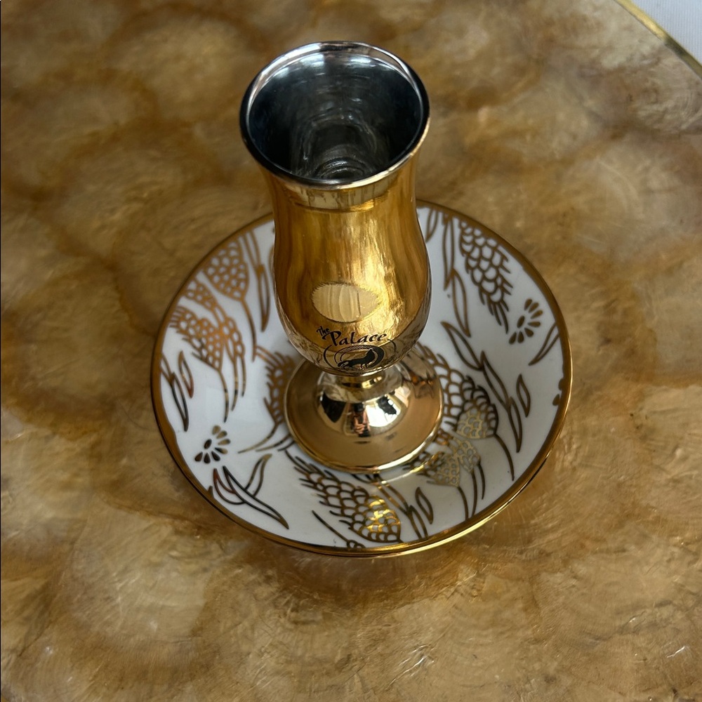 Gold and White wheat Plate and Goblet Set from the Palace Casino